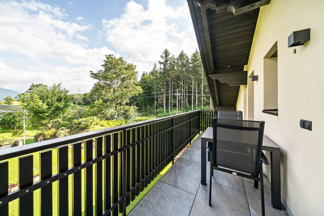 Ganze Wohnung, Ferienwohnung 'Wiesgut Gala' mit Bergblick, Balkon und Wlan in Tisens, Nonsberggruppe