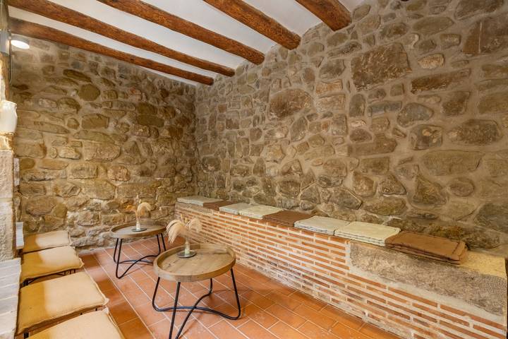 Hel lejlighed, Apartment 'Àtic 1' with Private Terrace, Wi-Fi and Air Conditioning in Balaguer, Noguera