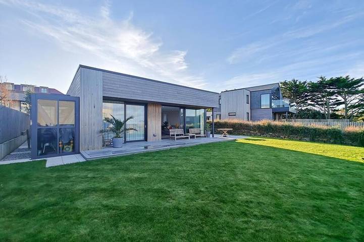 Cottage for 6 people, with garden in Constantine Bay