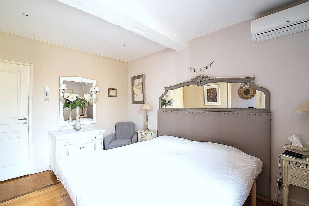 Charming house with intimate garden & Roman plunge pool – sleeps 6 in Saleilles, Côte d'Améthyste
