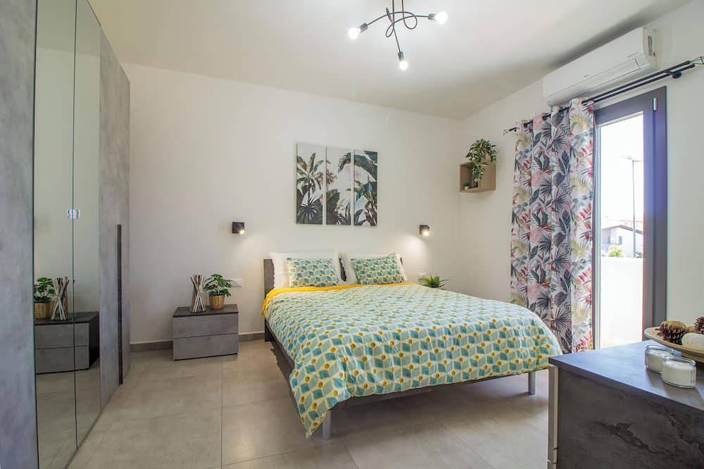 Entire apartment, Charming House in La Caletta, Siniscola