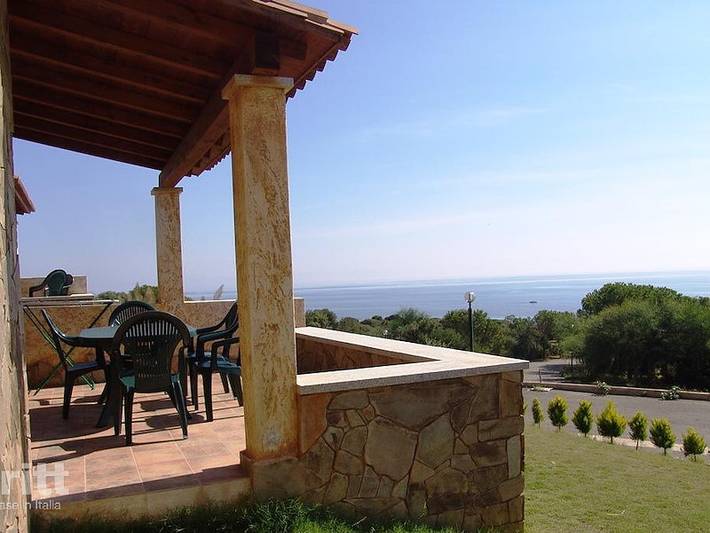 Ferienpark für 6 Personen, mit Terrasse und Balkon/Terrasse auf Sardinien - 3