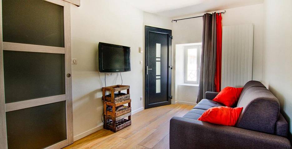 Gîte pour 3 personnes à Saint-Julien-Chapteuil - 3