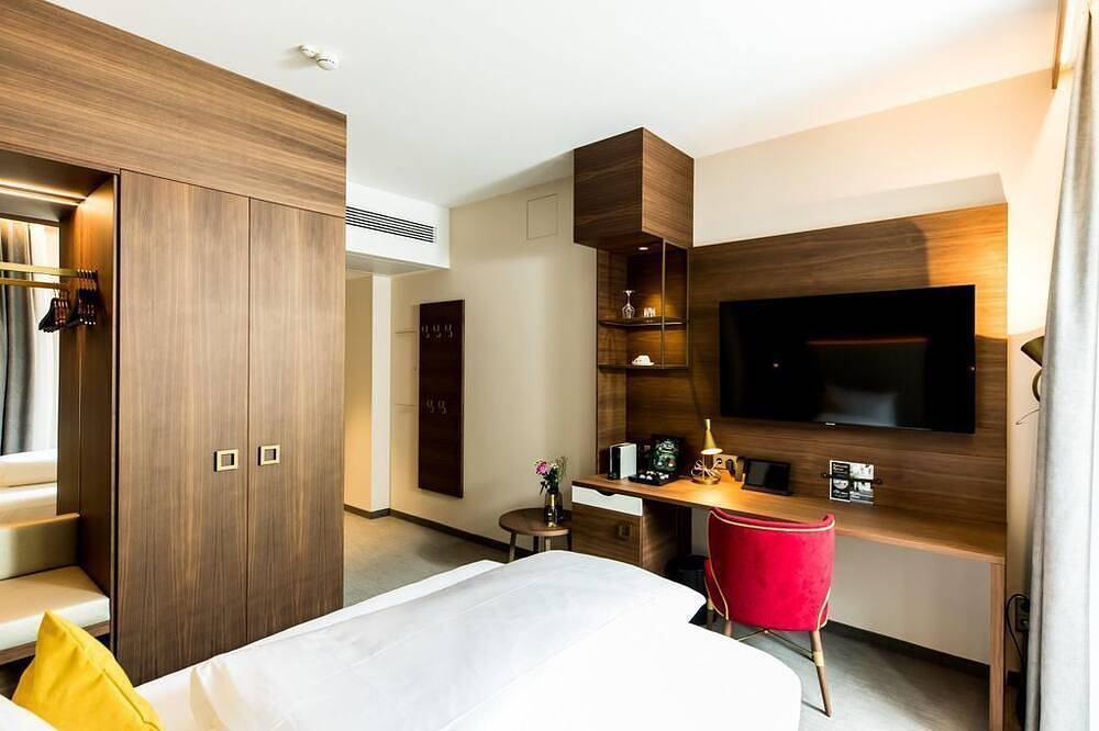 Doppelzimmer Standard, Dusche oder Bad, Wc - Hotel am Schloss in Aurich, Landkreis Aurich