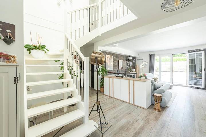 Chalet para 12 personas, con vistas y piscina además de terraza y jardín - 1