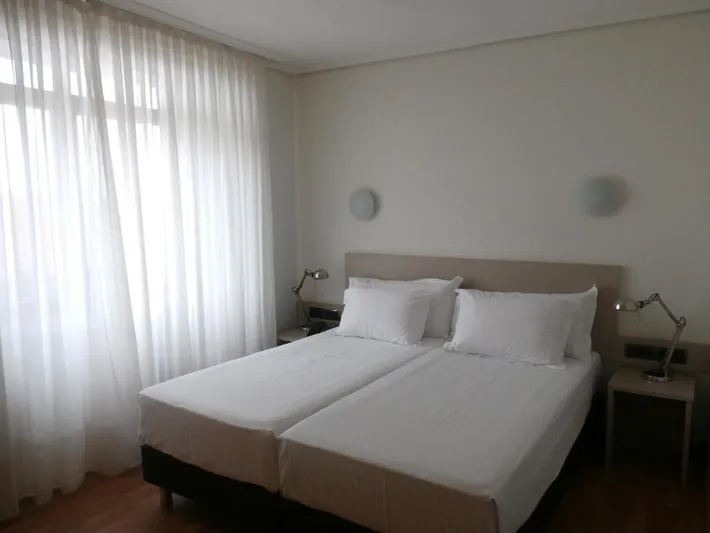 Hotel para 2 personas, con vistas y terraza, Se admiten mascotas - 1