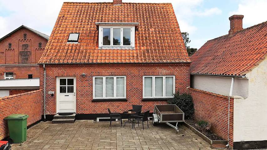 Ferieudlejning for 4 personer, husdyr tilladt på Ærø