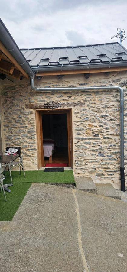 Gîte pour 2 personnes, avec terrasse et vue à Sollières-Sardières - 3