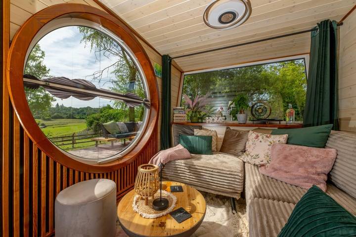 Luxuriöses Tiny House für 2 Personen mit Außen-Whirlpool im Herzen des Dreiländerecks in Kelmis, Lüttich und Umgebung