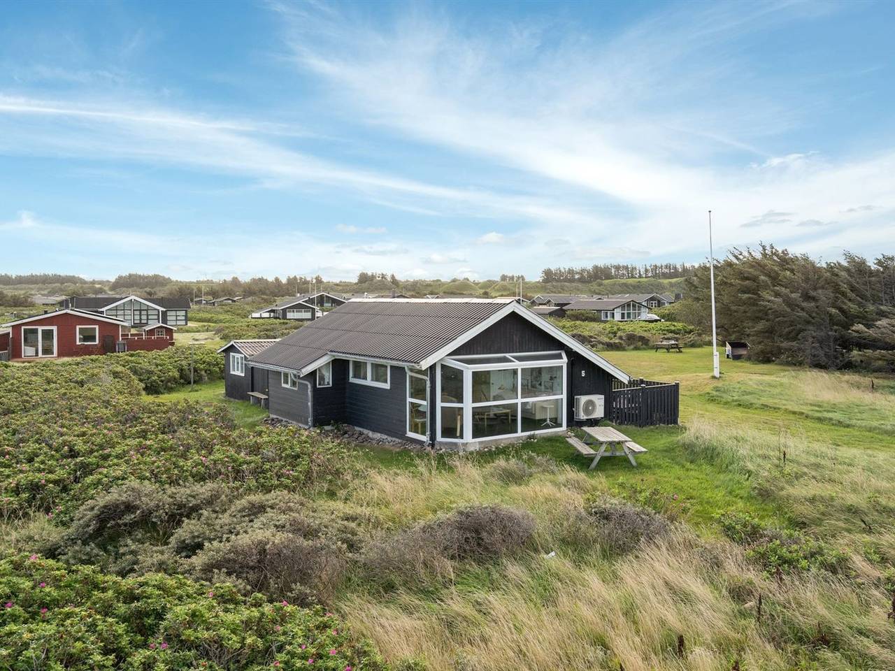 "Miroslava" - 140m from the sea in Lønstrup, Hjørringregionen