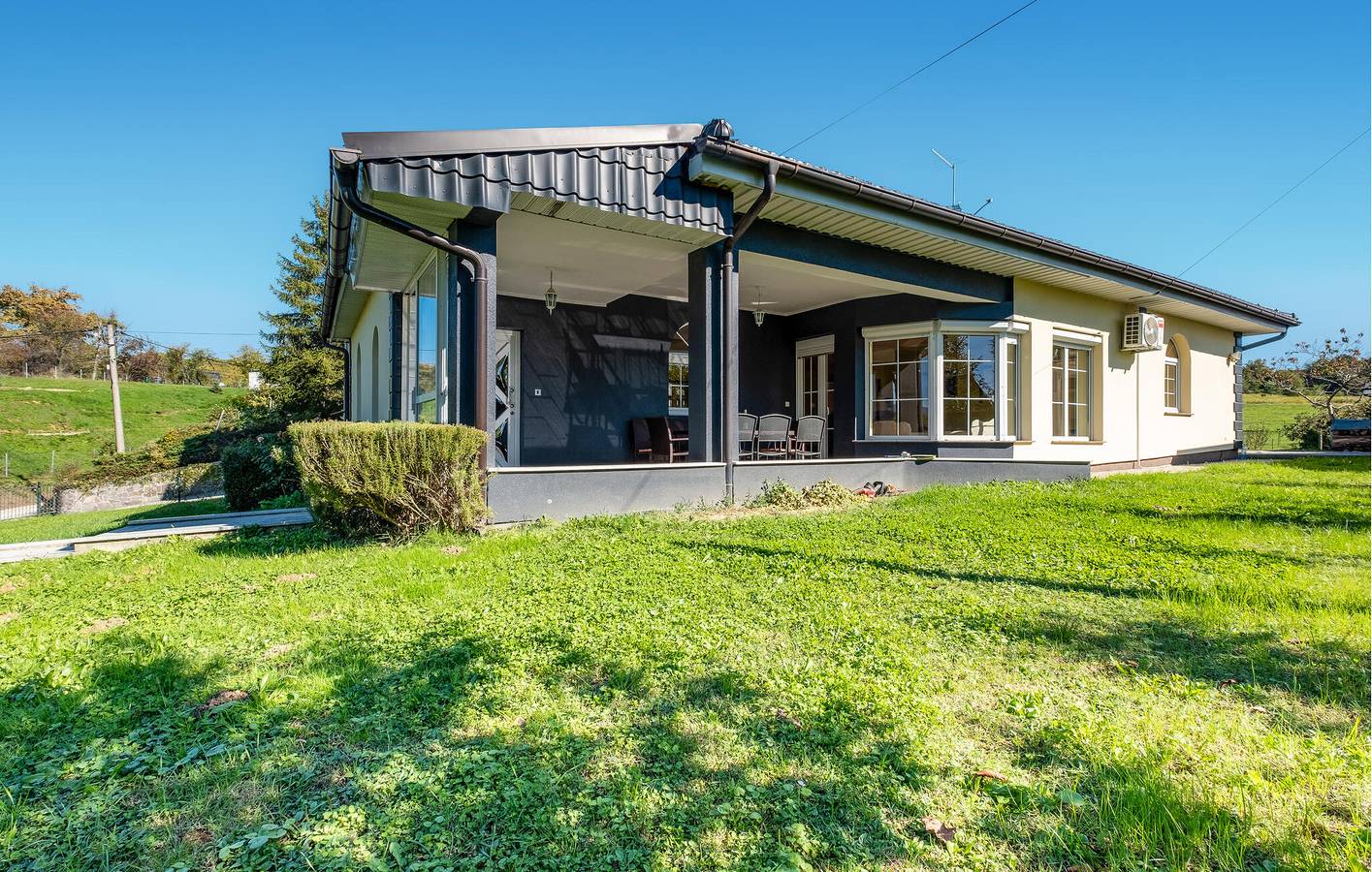 Ferienhaus für 6 Personen mit Terrasse in Zagreb und Umgebung