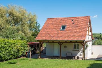 Gîte pour 4 personnes, avec jardin ainsi que terrasse et sauna à Rosheim
