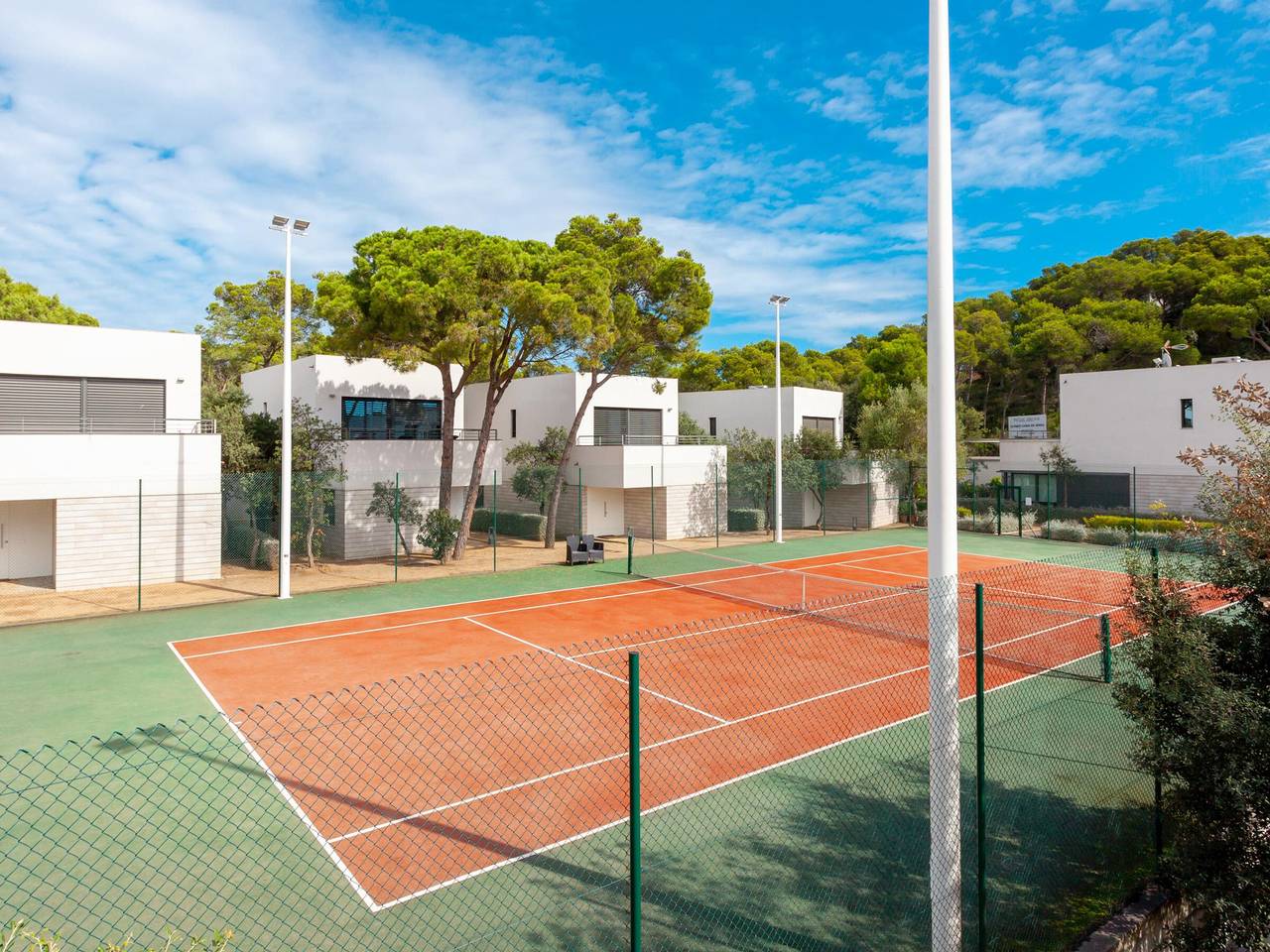 Villa de luxe avec piscine, tennis et jardin - À 10 min de la plage - Idéal pour 7 pers. in Llafranch, Palafrugell