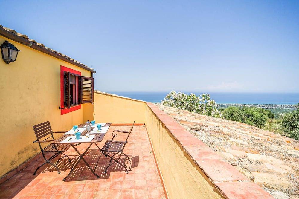 Ganze Wohnung, Atemberaubende Wohnung in Collesano. in Collesano, Palermo Provinz