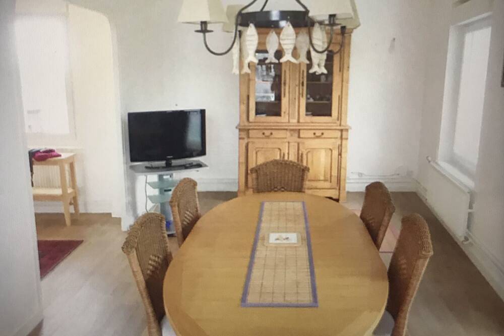 Appartement De Vacances pour 6 Personnes dans Saint-Quay-Portrieux, Côte de Goëlo