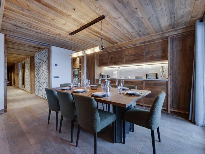 Ganze Wohnung, Geräumige Wohnung nahe Pisten mit Jacuzzi und Parkplatz in La Rosière, Montvalezan