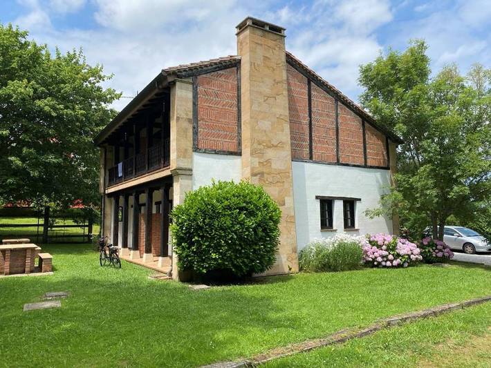 Casa rural para 4 personas, con jardín y balcón en Besaya - 2