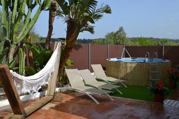 Casa de férias para 8 pessoas, com jardim, com animais de estimação - 1