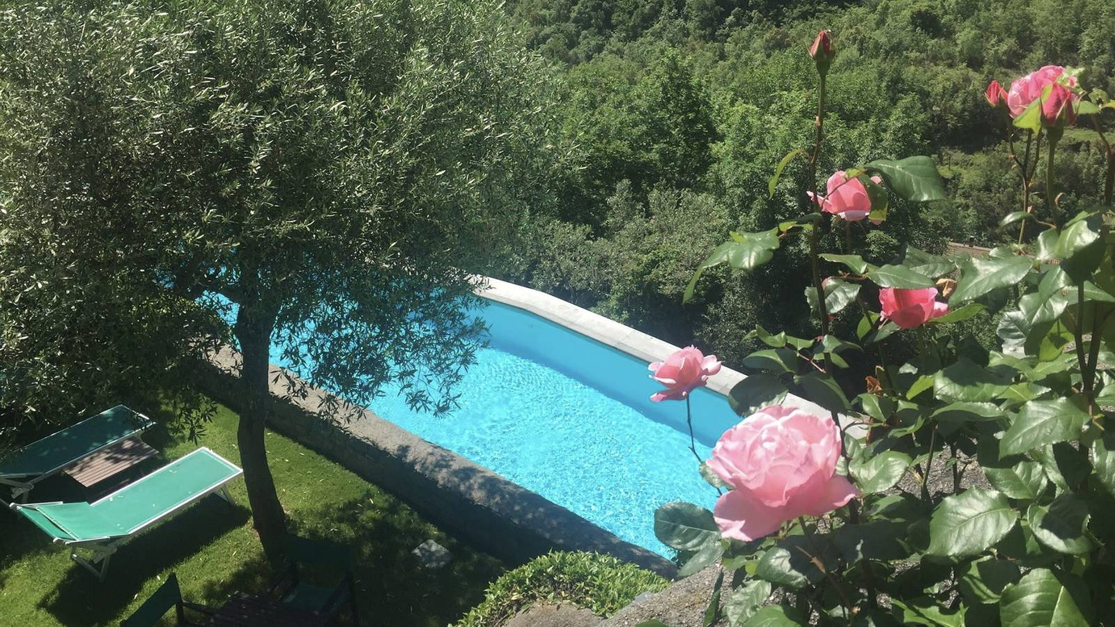 Ferienhaus für 4 Personen mit Pool in Colletta, Castelbianco