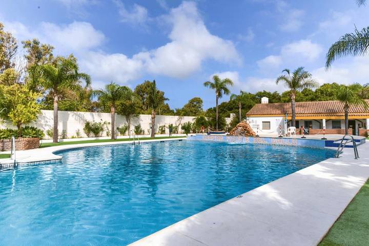 Camping pour 2 personnes, avec Terrasse et Piscine à Conil de la Frontera