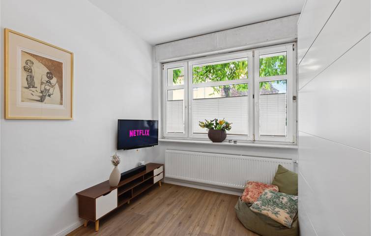 Ganze Ferienwohnung, Gemütliche Wohnung mit Garten und Parkplatz in der Nähe des Ratskellers in Naumburg, Saale-Unstrut