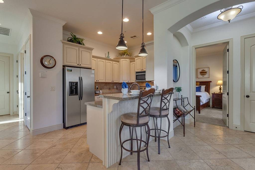 Ganze Wohnung, Coral Springs A8, 3 Bedrooms w/ Bbq Grill, Cable Tv, 2 Private Fireplaces & a Soaker Bathtub in Hurricane, Zion Nationalpark