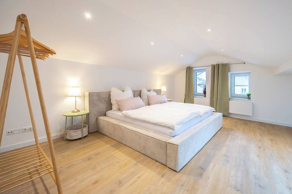 Ganze Wohnung, Simply Stay Homes: Erholung zwischen See & Bergen. Familienfreundlich. in Traunstein, Chiemsee