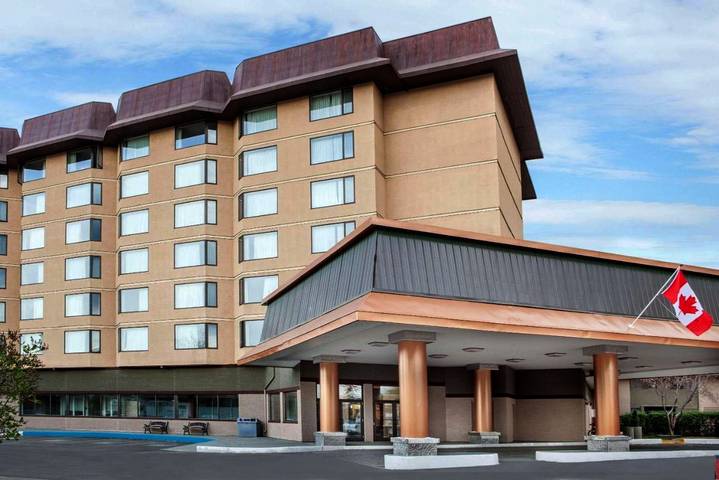 Hotel für 4 Personen, mit Garten und Whirlpool sowie Pool in Alberta