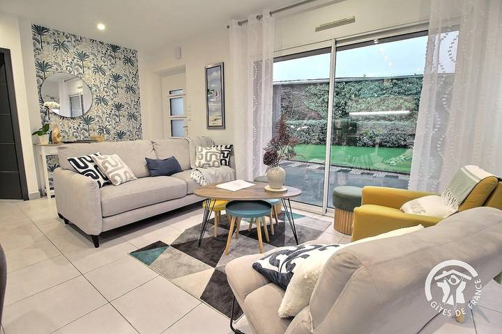 Gîte pour 6 personnes, avec jardin à Surzur - 4