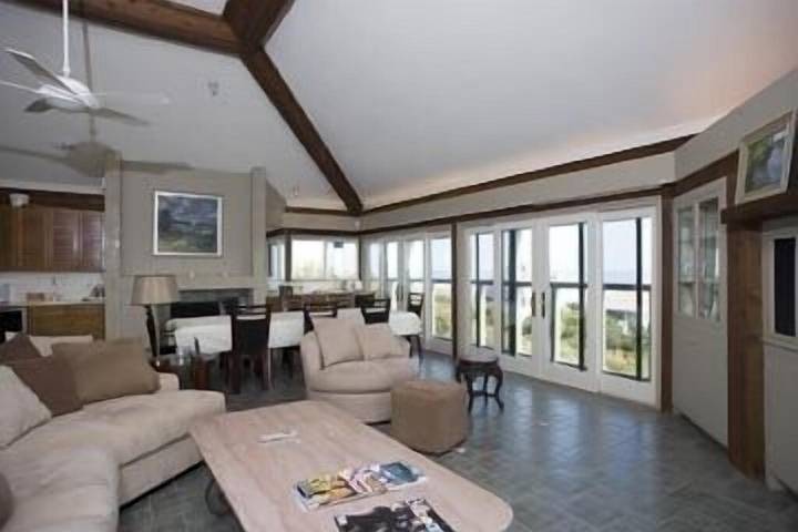 Vacation house for 10 people, with terrace in North Carolina