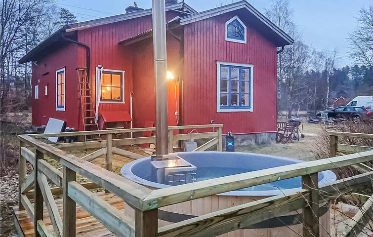 Hus för 6 Personer med trädgård in Hässleholm kommun