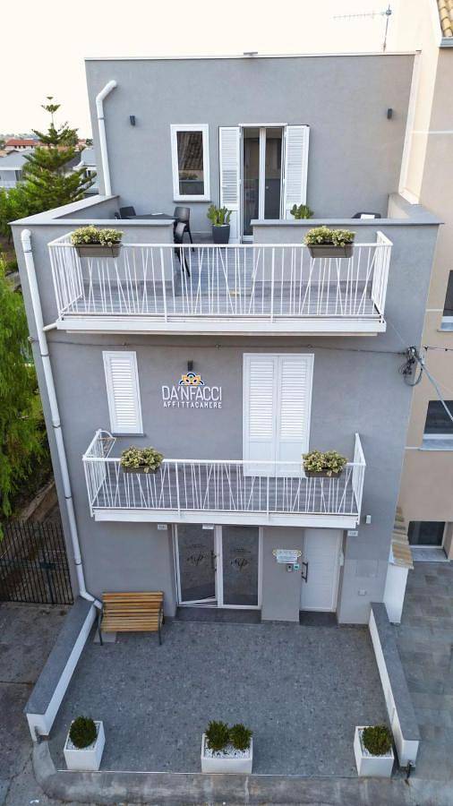B&b per 4 persone, con terrazza in Carini