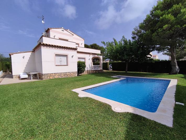 Villa pour 8 personnes, avec jardin à L'Ametlla de Mar