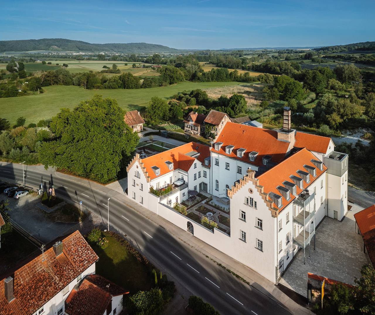 Ganze Wohnung, Apartment „Schloss am Bodensee I Sauna & Pool“ mit Wlan in Espasingen, Stockach