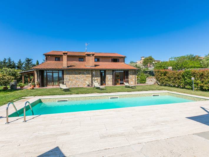 Casa vacanza per 10 persone, con panorama e giardino - 1