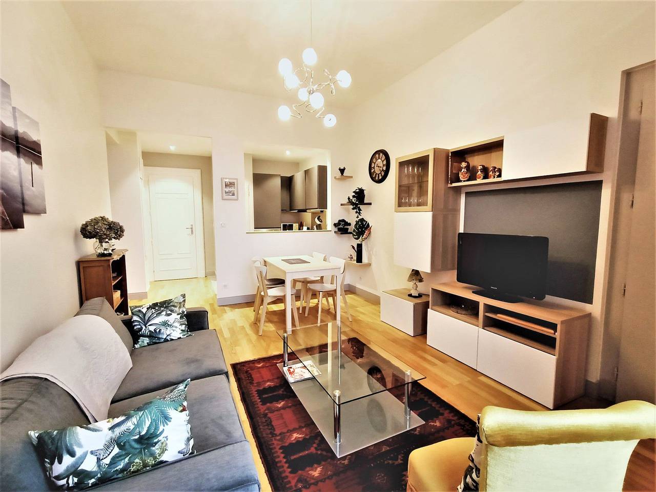Appartement entier, Superbe T2 au cœur d'Aix-les-Bains avec Wifi in Aix-les-Bains, Région de Chambéry