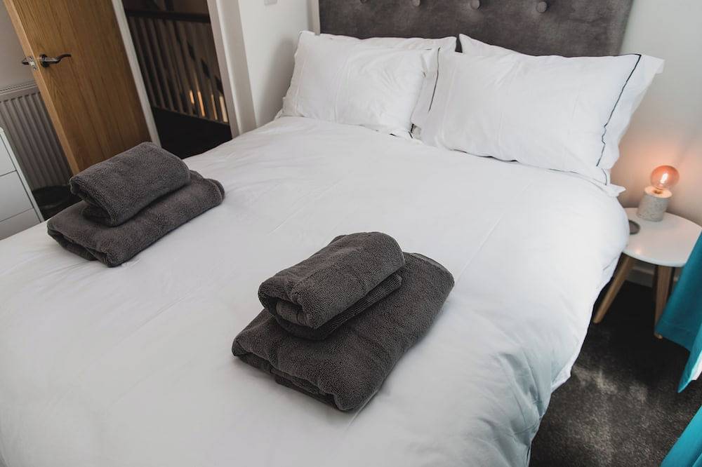 Beautiful seaside home, sea 400m, pub and coastal path. Sleeps 8. Pet friendly! in Craster, Northumberland