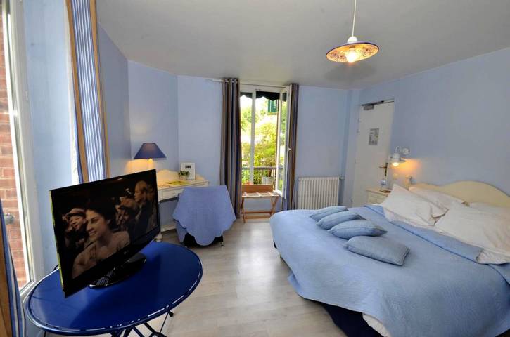Hôtel pour 2 personnes, avec jardin à Milon-la-Chapelle