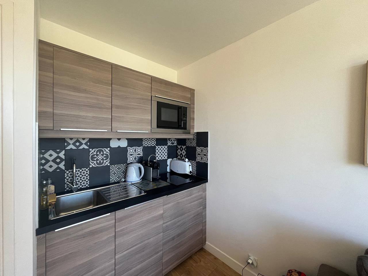 Ganze Wohnung, Studio in Sète mit Meerblick, Klimaanlage und privatem Parkplatz in Sete, Côte d'Améthyste