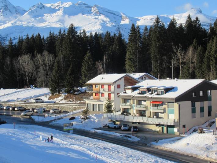 Ganze Ferienwohnung, Ferienwohnung Nodahüs Steiger, Obersaxen-Affeier - 3 Zimmer Ferienwohnung für max. 6 Pers. im 2. Og in Obersaxen, Obersaxen-Mundaun