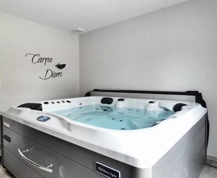 Villa pour 2 personnes, avec piscine et jardin dans l' Isère - 3