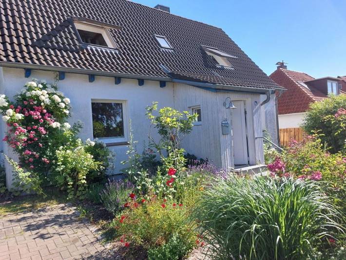 Ferienhaus für 6 Personen, mit Garten und Seeblick sowie Ausblick, kinderfreundlich in Kreis Herzogtum Lauenburg - 2