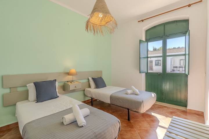 Casa rural para 5 personas, con Jardín y Piscina en Paderne - 3