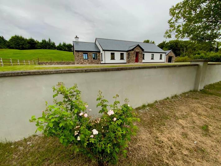 Holiday rental for 8 people, with Garden and View in Castlebar