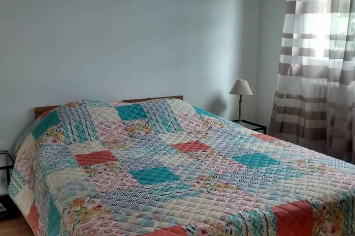 Apartamento entero, Luminoso 70m² (4-6 p., 2ch), wi-fi, playa 350m, zona tranquila, cerca de tiendas in Saint-Malo, Región de Saint-Malo