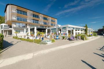 Ferienwohnung für 4 Personen, mit Sauna und Garten sowie Seeblick und Terrasse am Klopeiner See