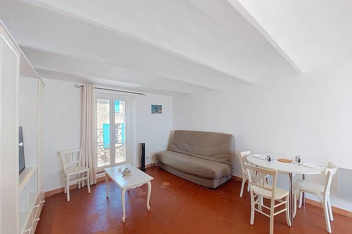 Ganze Wohnung, Bellevue in Régusse, Brignoles Region
