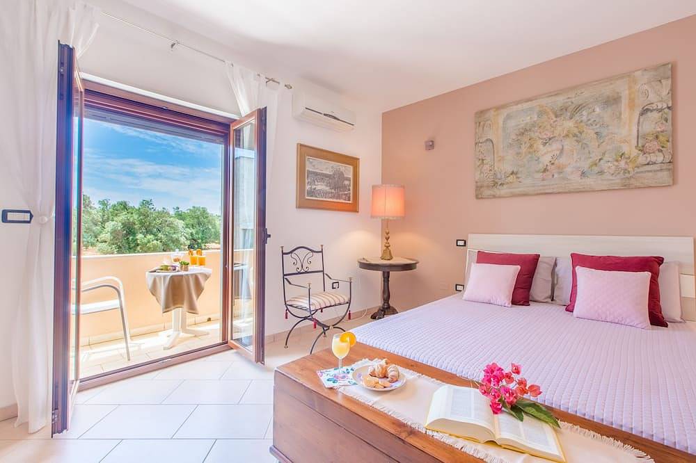 Family house - 2 verandas - outdoor kitchen - exercise bike - 6 km from beaches in Carovigno, Salento