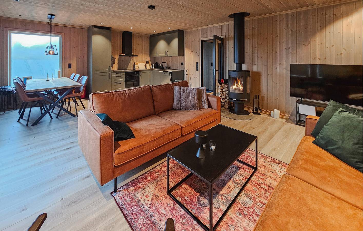 Ferienhaus für 8 Personen mit Garten in Vinje