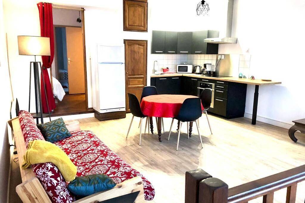 Appartement entier, Appart proche gare + Parking , Impasse tranquille in Montauban, Tarn-et-Garonne